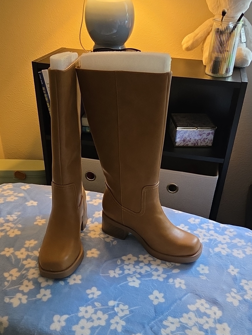 Women's Tall Heeled Riding Boots in Tan